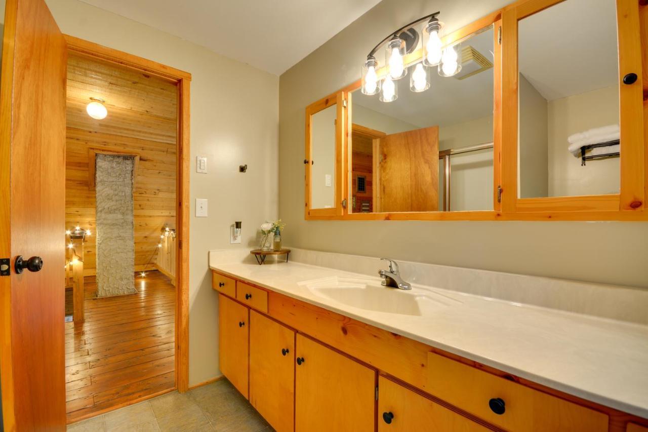 Serene Fancy Gap Cabin Retreat In Private Setting! מראה חיצוני תמונה