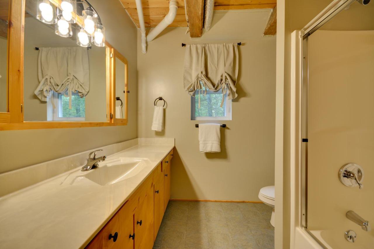 Serene Fancy Gap Cabin Retreat In Private Setting! מראה חיצוני תמונה